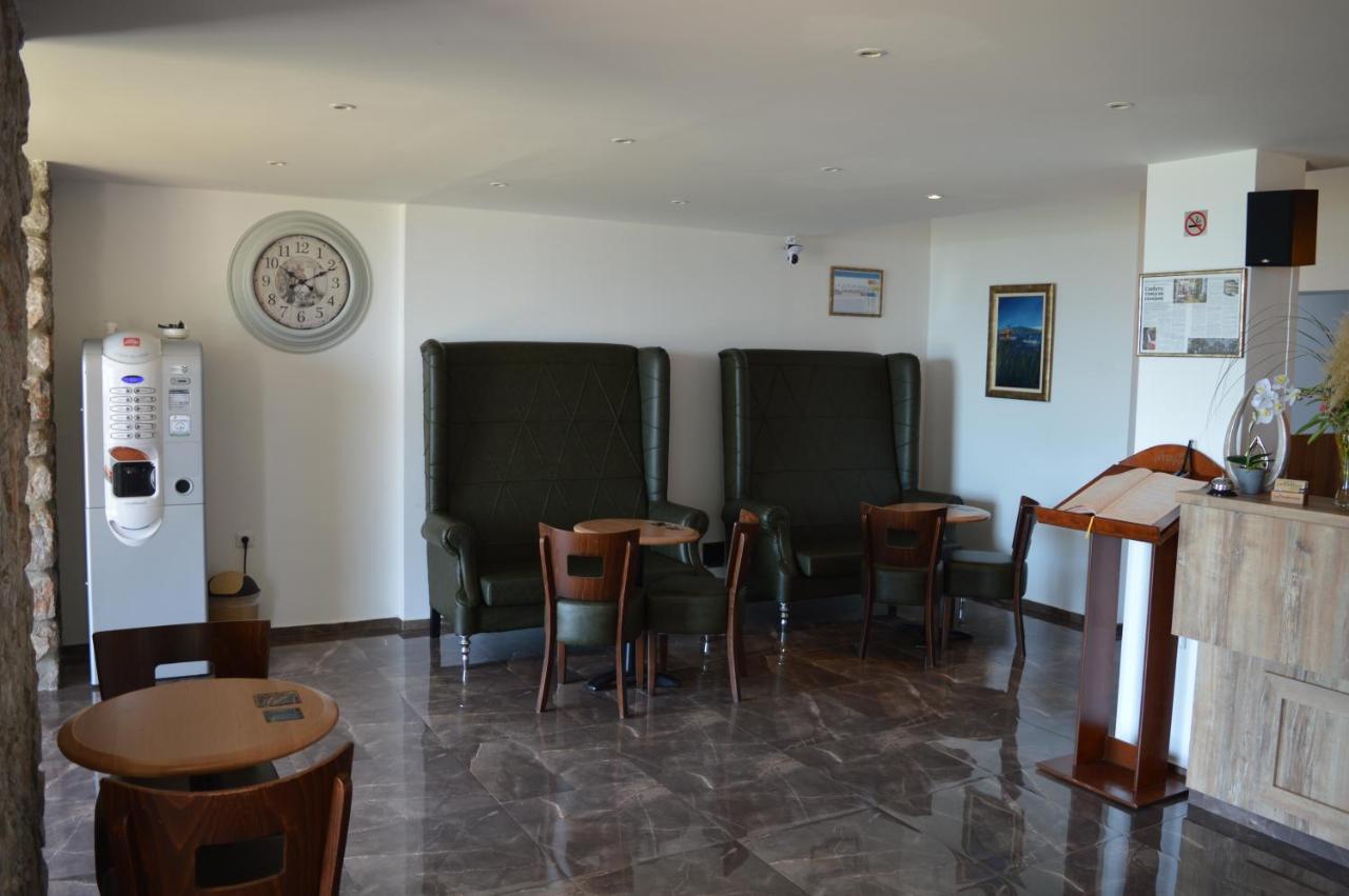 Hotel La Terrazza Dojran Ngoại thất bức ảnh